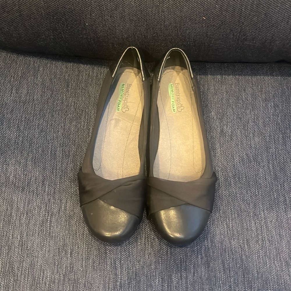 BareTraps Womens Marcie Slip-On Shoe Black 7M